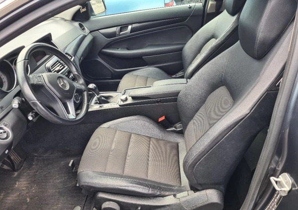 Mercedes-Benz Klasa C cena 26500 przebieg: 162000, rok produkcji 2012 z Pleszew małe 121